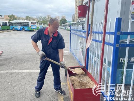 1627437823812731.jpg e2.jpg