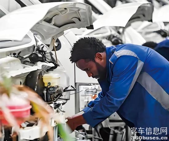 4 金旅客車埃塞俄比亞KD工廠.jpg